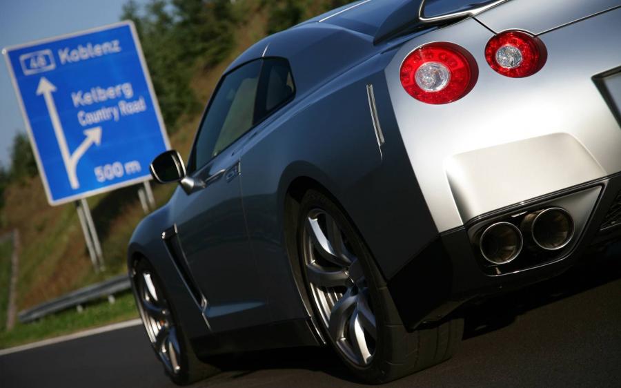  Nissan GT-R 2007 года  (фото 140 из 480)